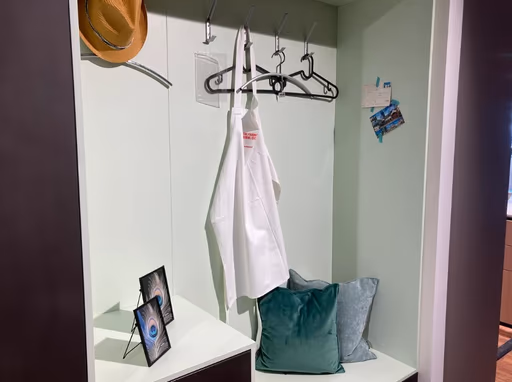 Ausstellungsstück Garderobe Stahl Dunkel Nb. - in Dillingen